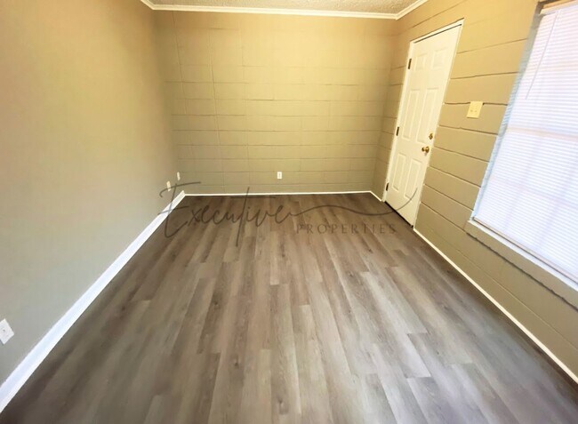 Foto del edificio - Cozy & Affordable 1-Bedroom Apartment – Al...
