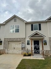 Building Photo - 231 Hill Ln