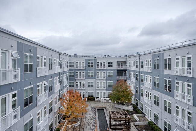 Foto del edificio - 445 Artisan Way