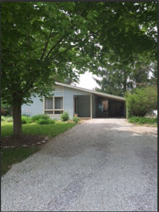 Building Photo - 4343 E Deckard Dr