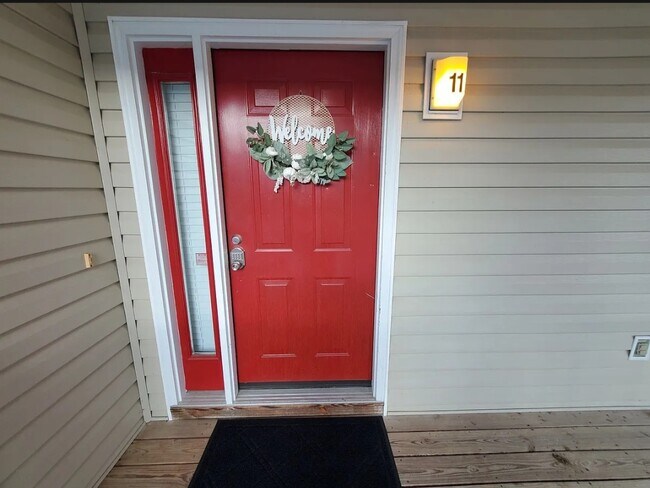 Foto del edificio - 360 Bubble Creek Ct