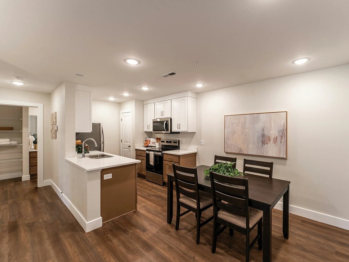 Primary Photo - Orchard Park Apartments