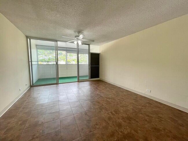 Building Photo - 1718 Anapuni St