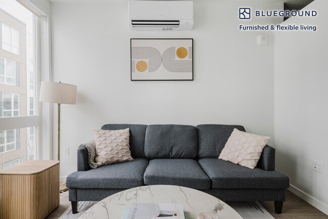 Foto del edificio - 17305 NE 67th Ct