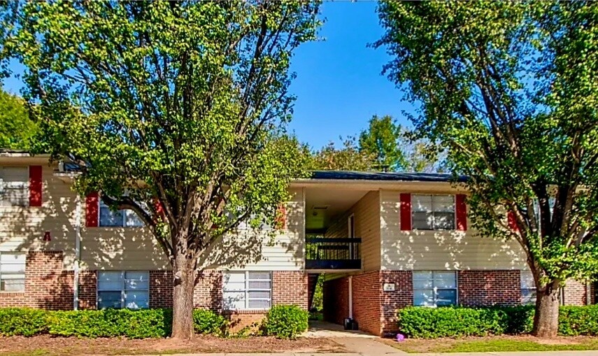 Quail Pointe Apartments 460 E Blackstock Rd Spartanburg, SC