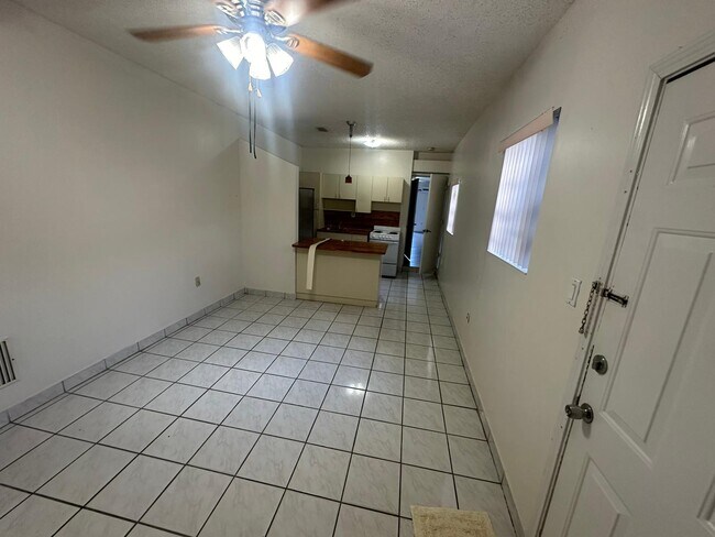 Foto del edificio - 12510 SW 33rd St