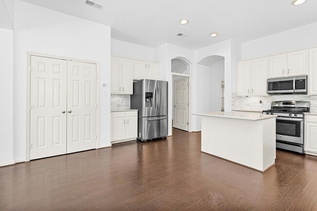 Foto del edificio - 19423 Wildwood Dale Ln