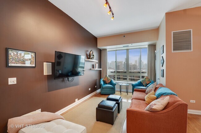 Foto del edificio - 230 W Division St