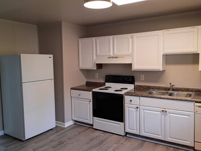 Foto del edificio - 901-903 Meadowlark Circle
