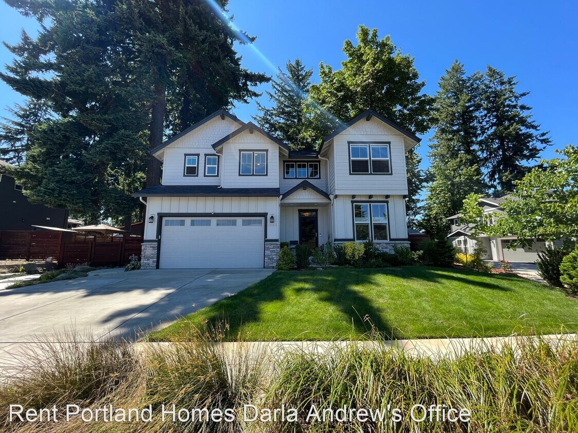 15654 NE Clackamas Ct, Portland, OR 97230 House Rental in Portland