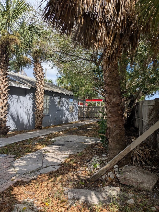 Foto del edificio - 1110 Palm Beach Lakes Blvd