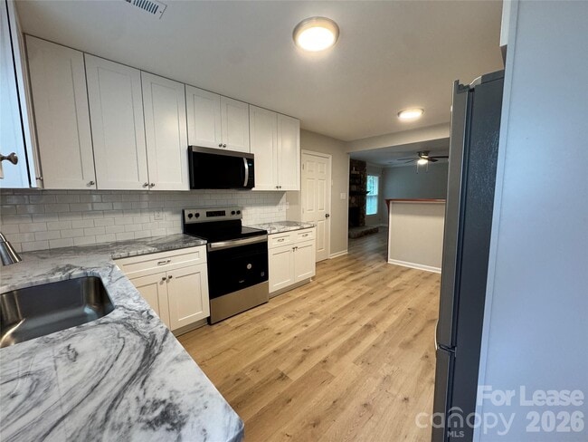 Foto del edificio - 6314 Harrisburg Rd