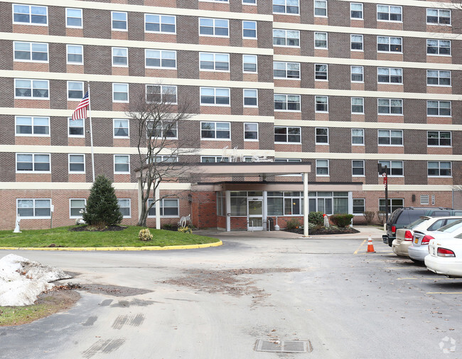 Building Photo - Springbrook Apartments