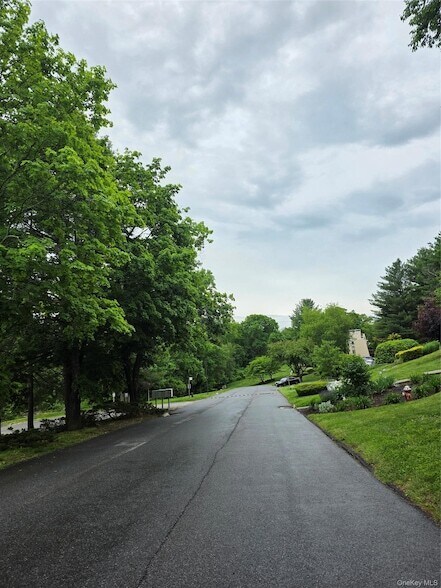 Foto del edificio - 234 Fox Run Ln