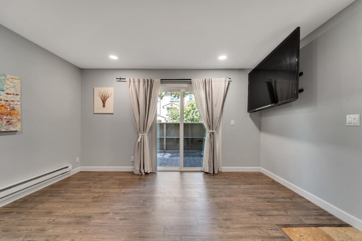 Foto principal - 37373 Sequoia Rd