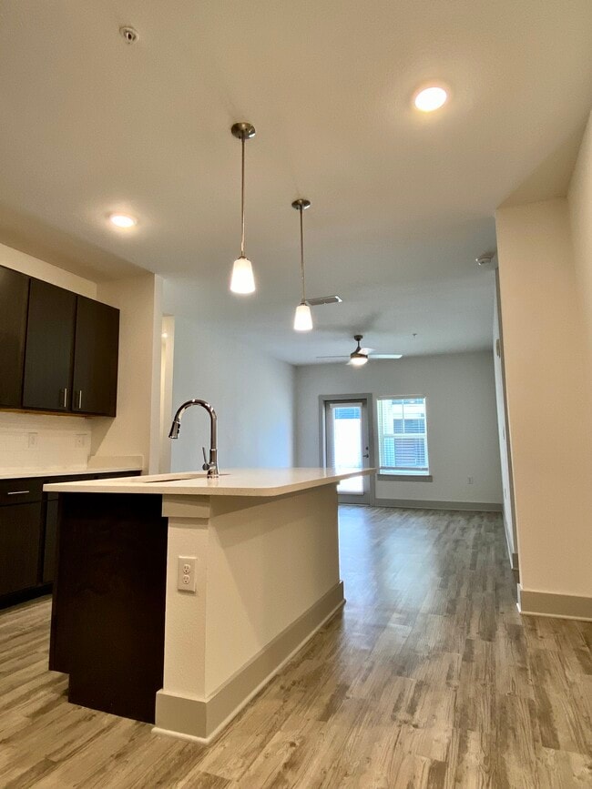 C1 Living Room - Azalea Bay Apartments