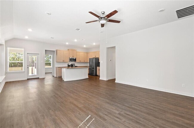 Foto del edificio - 1012 Paddock Ln