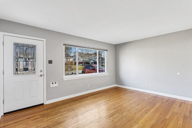 Building Photo - 2629 Tamm Avenue