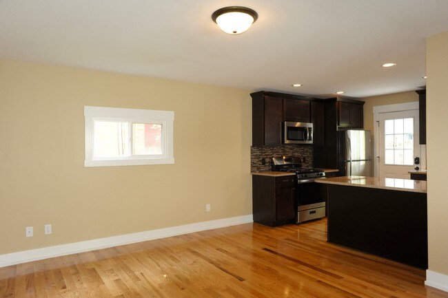 Foto del edificio - 1424 Sigsbee St SE