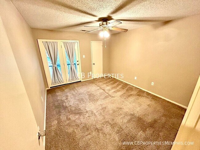 Foto del edificio - 5735 Barfield Cir