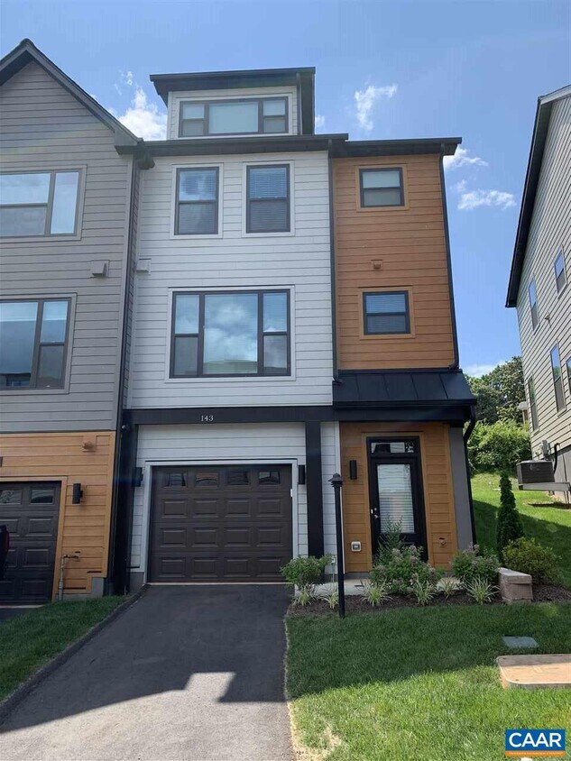Foto principal - 143 Junction Ln