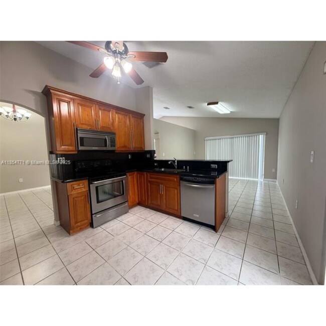 Foto del edificio - 15801 SW 85th St