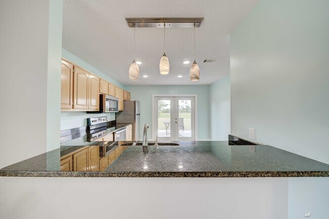 Building Photo - 6301 Lake Joanna Cir