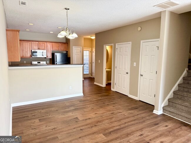 Foto del edificio - 8330 Oakley Cir