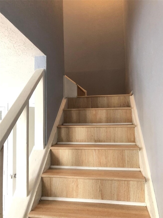 Building Photo - 9714 Galaxy St