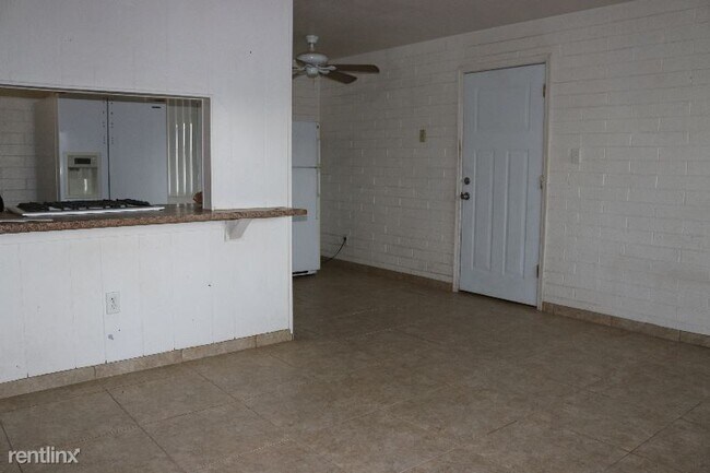 Foto del edificio - 2 br, 1 bath House - 1223 E Becker Ln
