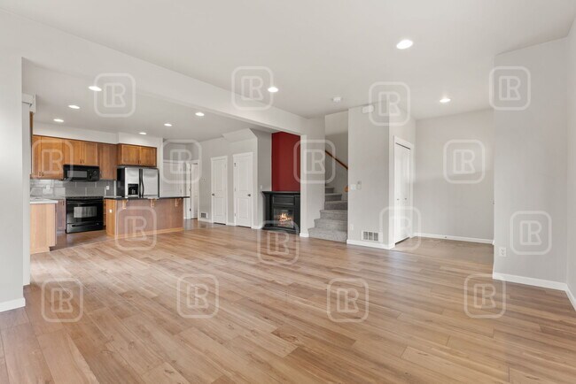 Foto del edificio - 1840 N Willamette Rd