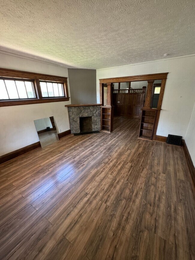 Foto del edificio - 769/771 Work Drive