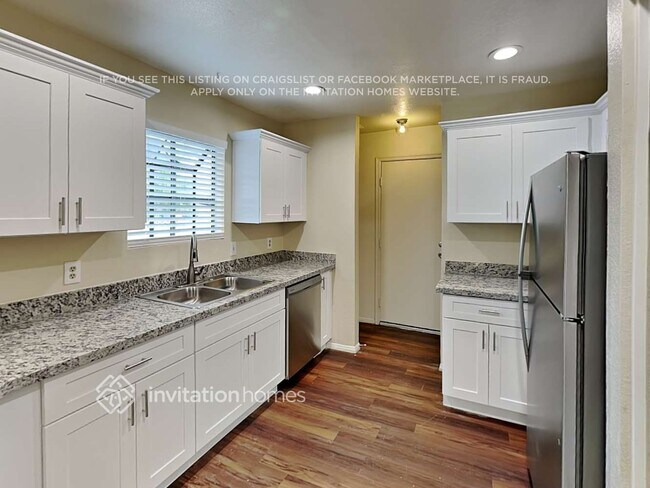 Foto del edificio - 10017 N 66th Ave