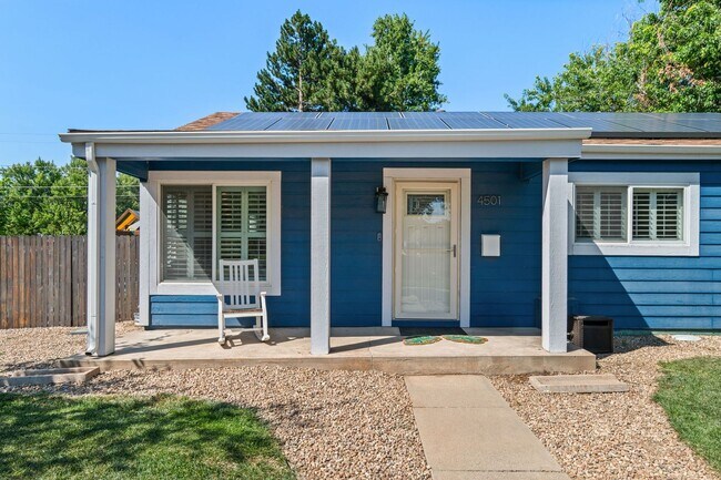 Building Photo - Modern South Denver Gem Available Now!!!
