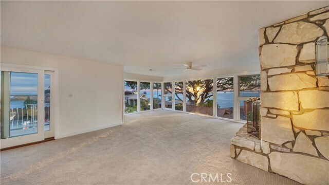 Building Photo - 726 Kendall Dr
