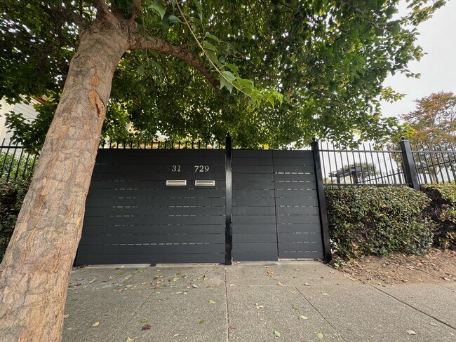 Foto del edificio - 731 Willow St