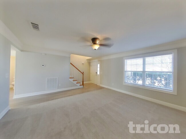 Foto del edificio - 1940 Portway Rd