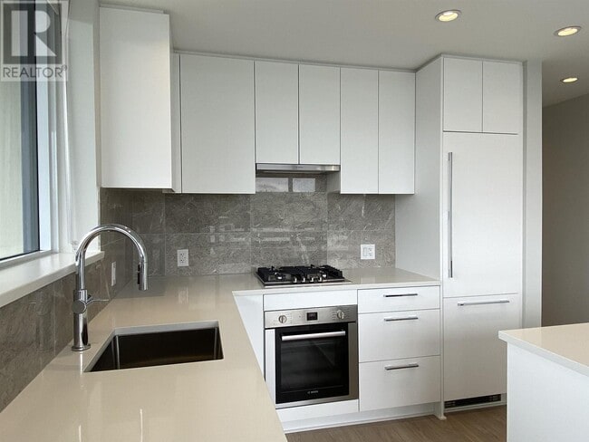 Photo du bâtiment - 5380-5380 Crooked Br Rd