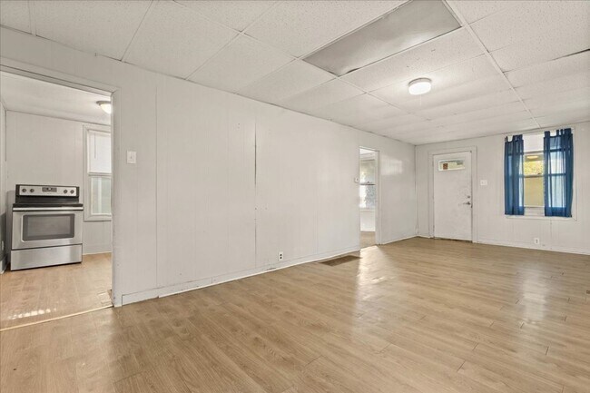 Foto del edificio - 3115 Chelsea Ave