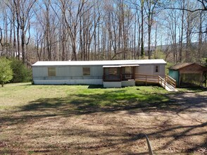 Building Photo - 211 Duchess Dr