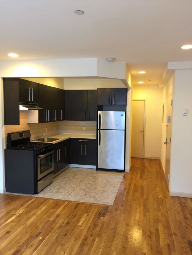 Building Photo - 6709 Austin St