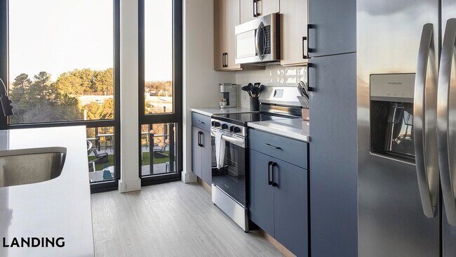 Foto del edificio - 1007 S Mint St