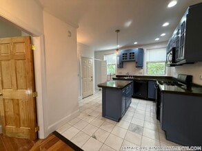 Building Photo - 200 Hyde Park Ave Building Photo - 200 Hyde Park Ave