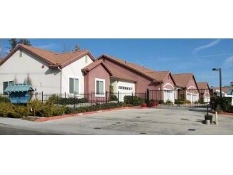 Foto principal - 5046 Hackberry Ln