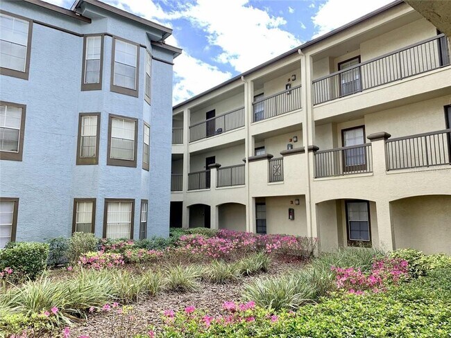 Building Photo - 8513 Island Breeze Ln