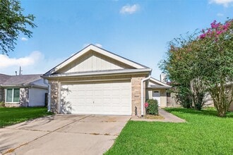Building Photo - 2322 Sunset Trail