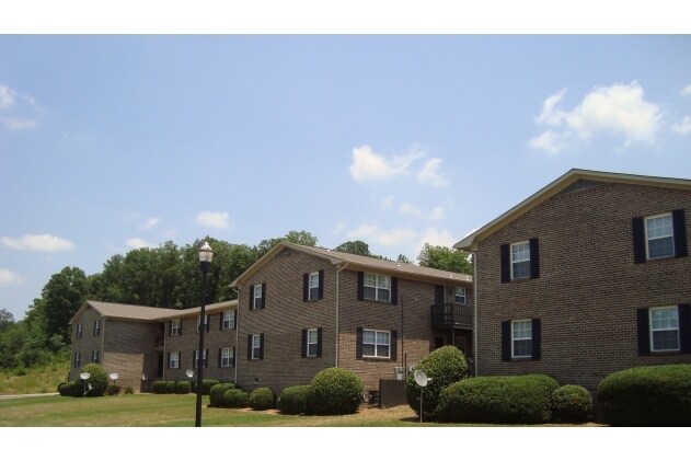 Primary Photo - Cedar Trace Apartments