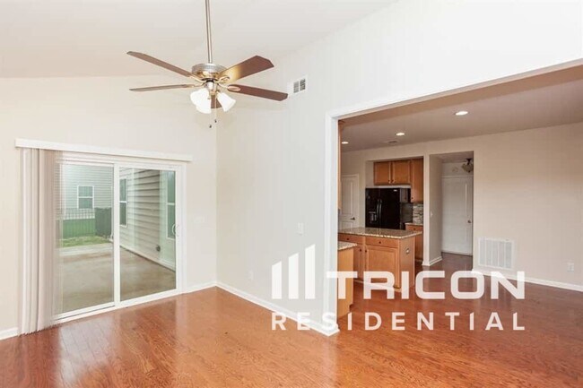 Foto del edificio - 1312 Muirwood Blvd