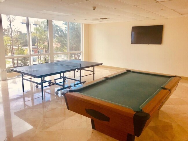 Foto del edificio - 3500 Coral Way