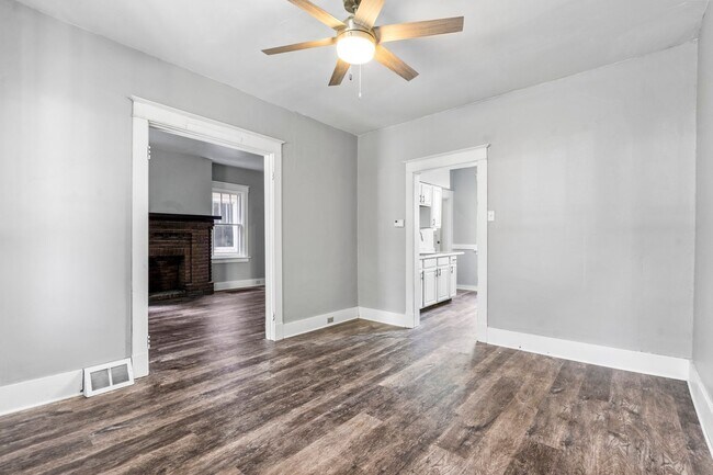 Building Photo - Updated 3 Bedroom 1 Bath in Sheraden